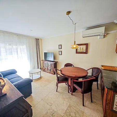 Litoral Costa Dorada - Jaume I Only Families Apartment *